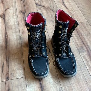 Sperry boots